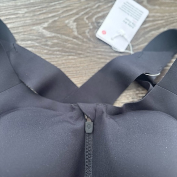 Lululemon Enlite Bra- Zip Front / woman’s 32DD/ brand new - Picture 5 of 11